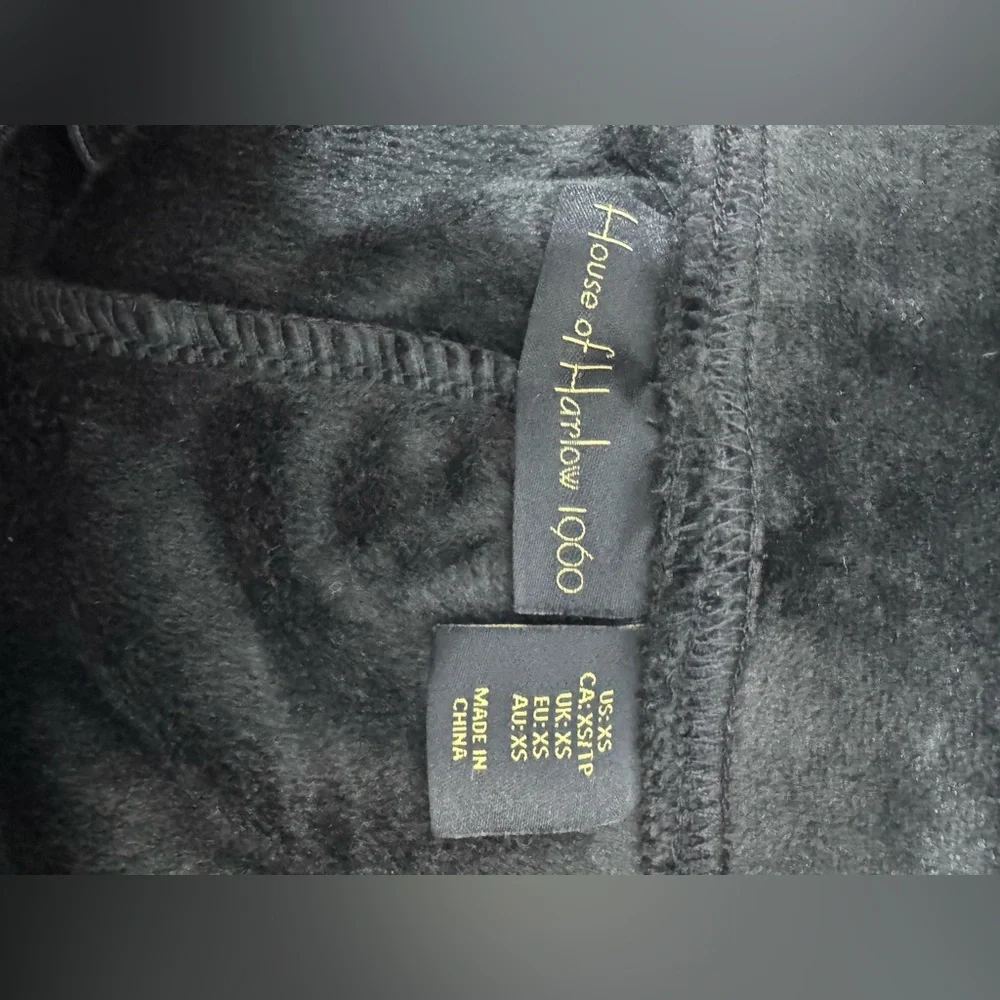 House of Harlow Velour 1960 Nicole Joggers in Black - drawstring - cuffed - NWT